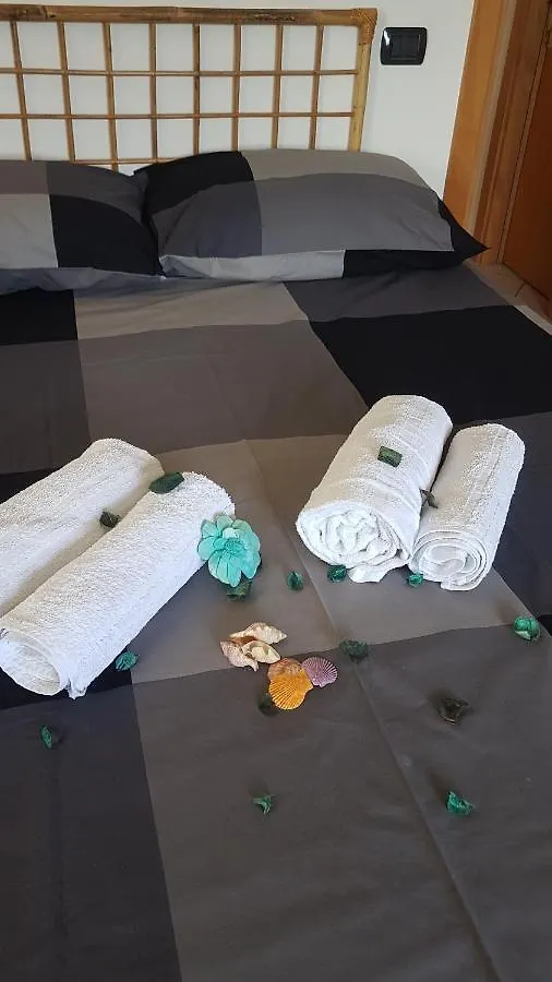 Sea View Apartment 卡塔尼亚